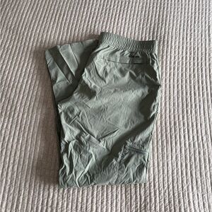 Columbia Sage Green Relaxed Pants